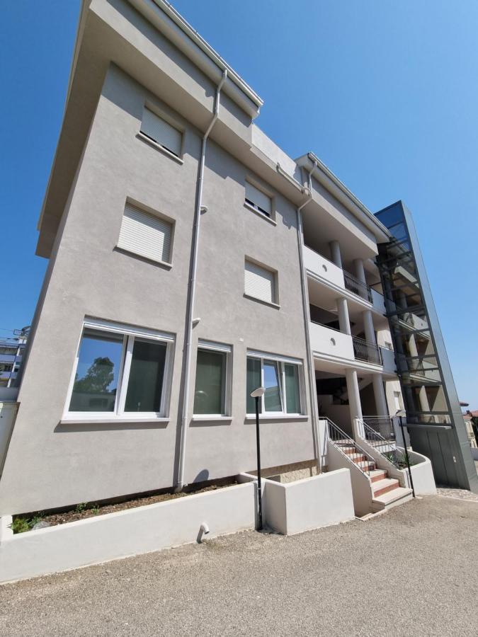 ואסטו Spalato Beach Place מראה חיצוני תמונה